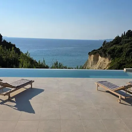Katevasidi Retreat Αυλιώτες