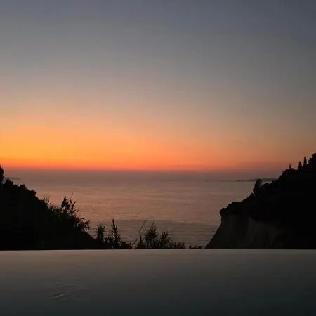 Katevasidi Retreat * Αυλιώτες